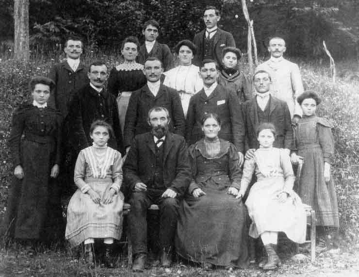 FAMILLE JEAN BAPTISTE MONNET